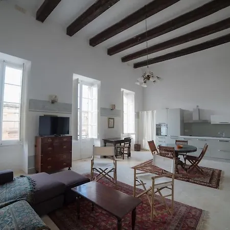 Ht3- Heritage Treasure By Vallettastay Apartment *